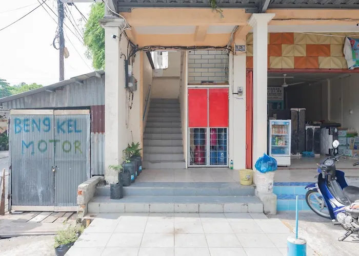 RedDoorz near Pasar Klandasan Balikpapan
